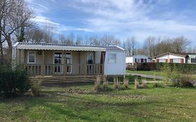 Camping La Haie Penée **** Saint-quentin-en-tourmont 4*